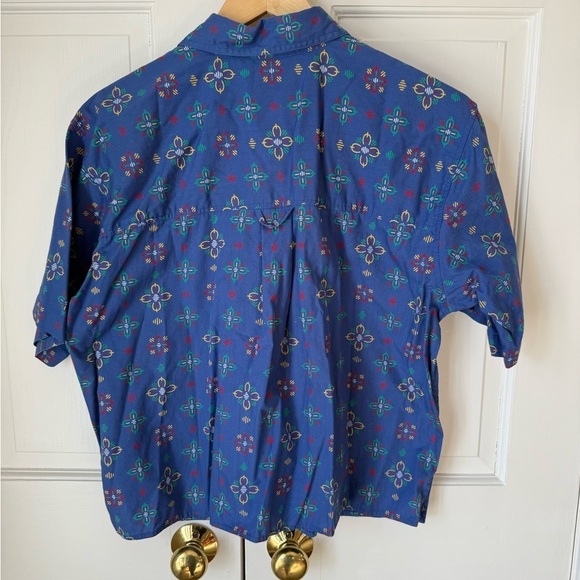 Vintage Blue Floral Tribal Design Shirt - Picture 4 of 4